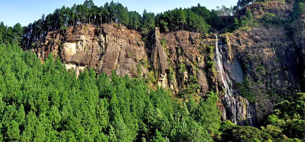 5-BambarakanadaWaterfall-G-3-ezgif.com-optiwebp